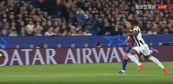 萨联38疑似点球.gif